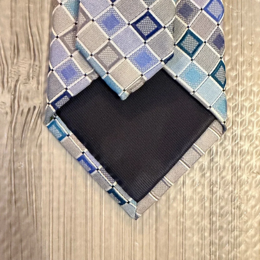 JOE Joseph Abboud Mens 100% Silk Tie Blue Grey Geometric Square Silk Classic